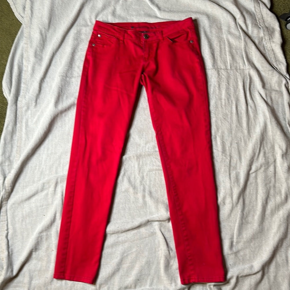 Celebrity Pink stretchjeans in red size 7 straight leg 30 inch inseam